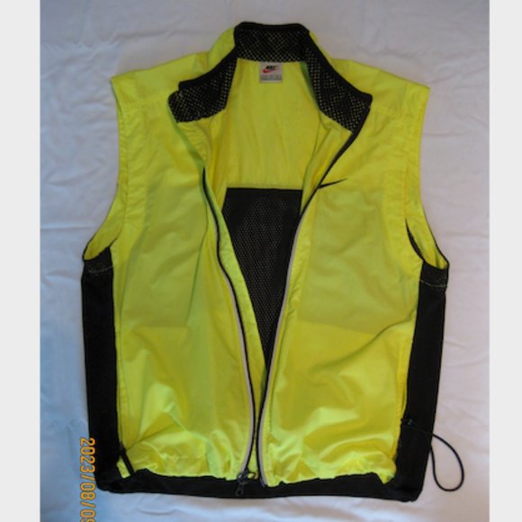NIKE Running 'Gilet' Vest - M Solar Yellow (Like NEW!!!) 'Unisex' - Picture 10 of 16